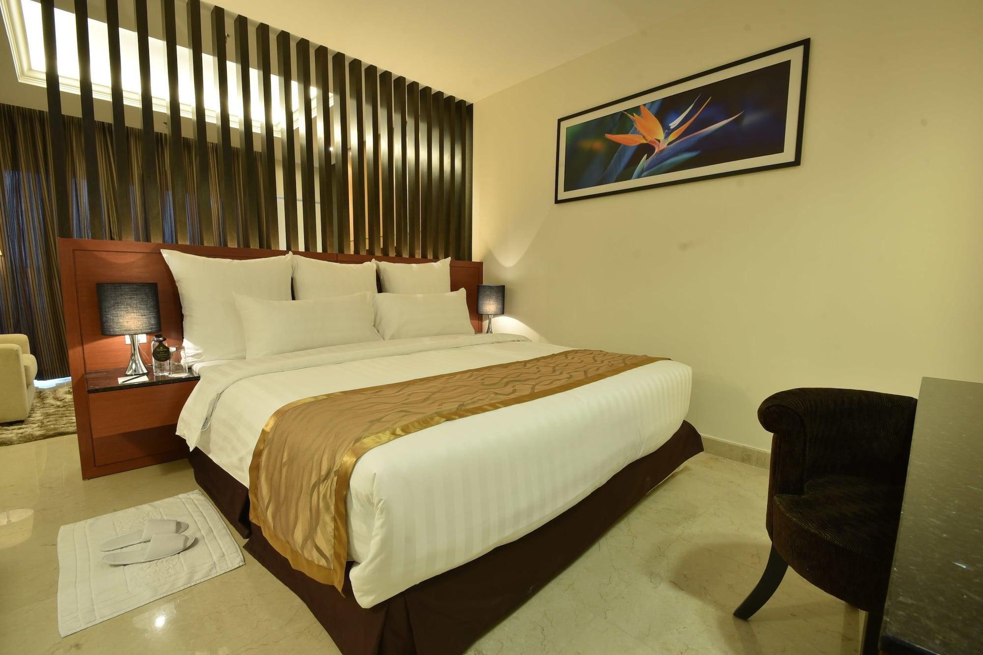 Tenera Hotel Bangi Εξωτερικό φωτογραφία A bedroom at the hotel