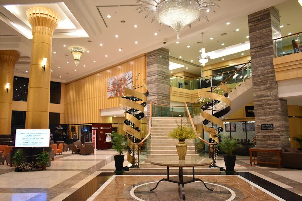 Tenera Hotel Bangi Εξωτερικό φωτογραφία Lobby