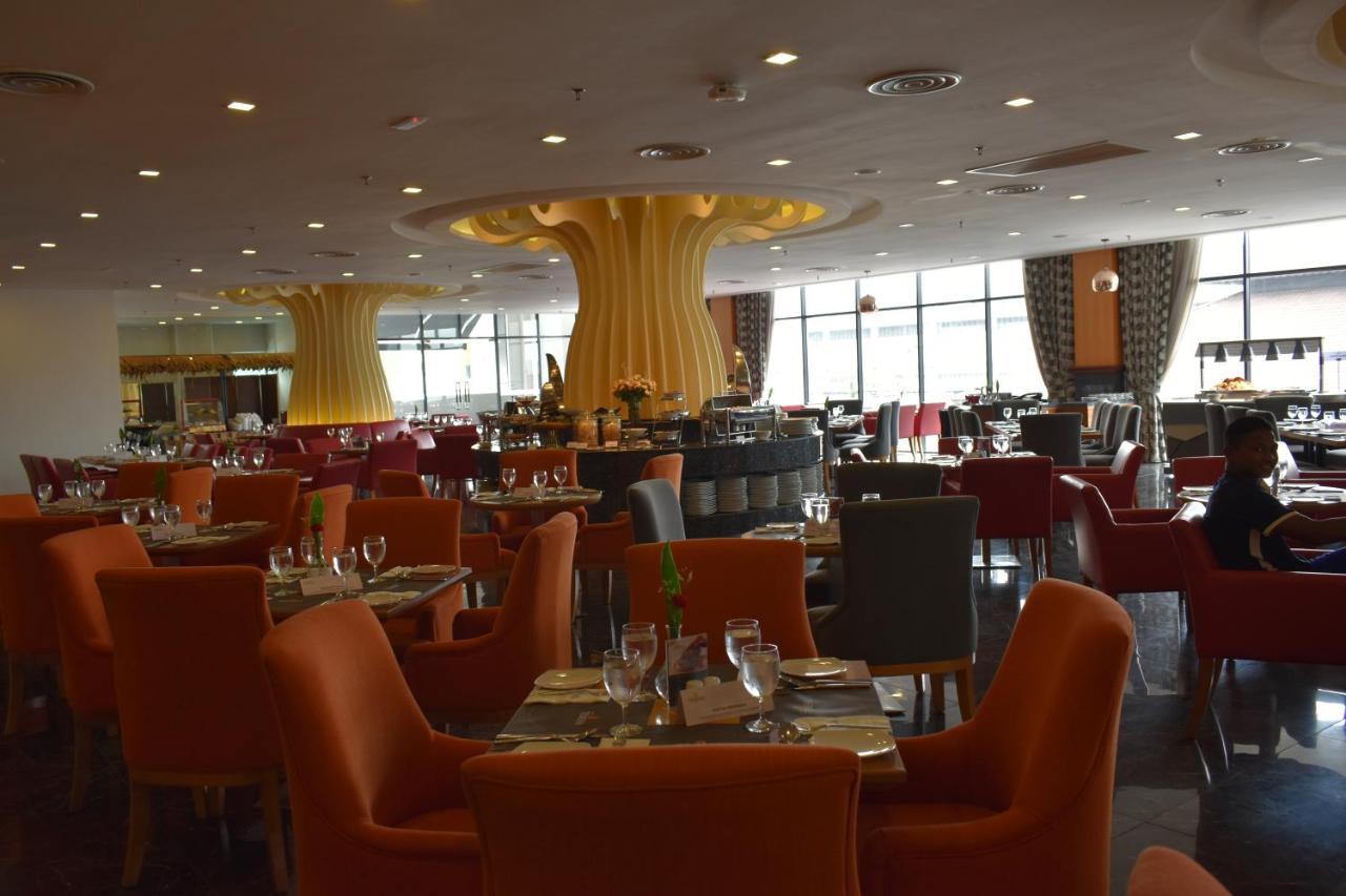 Tenera Hotel Bangi Εξωτερικό φωτογραφία The restaurant